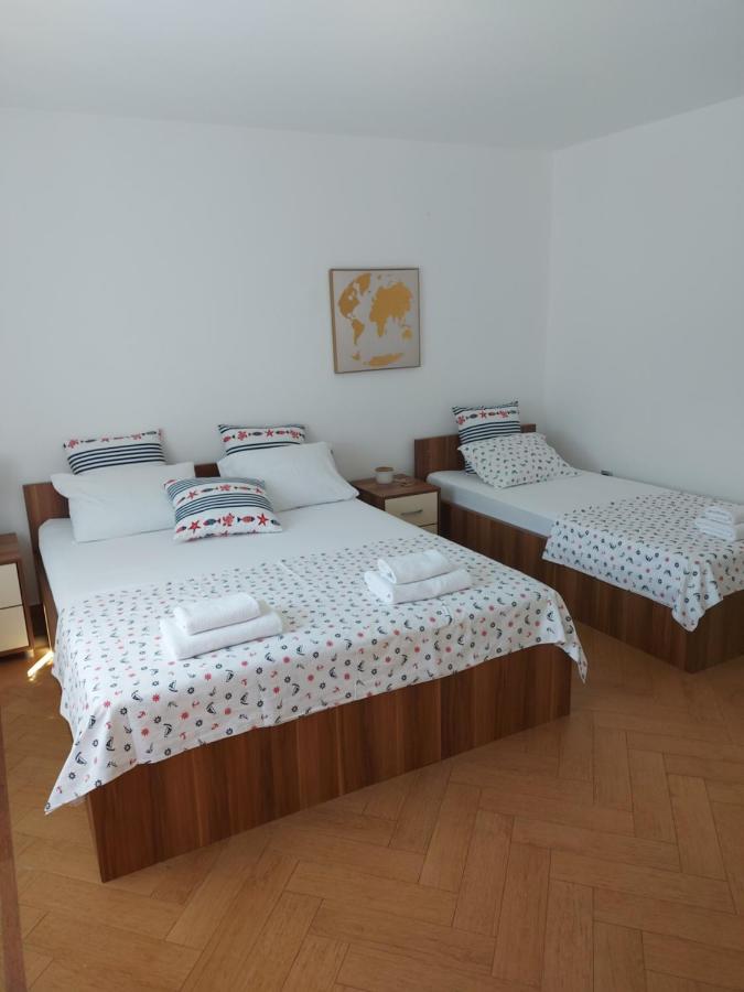 Apartmani Filip Kitic โกตอร์ ภายนอก รูปภาพ